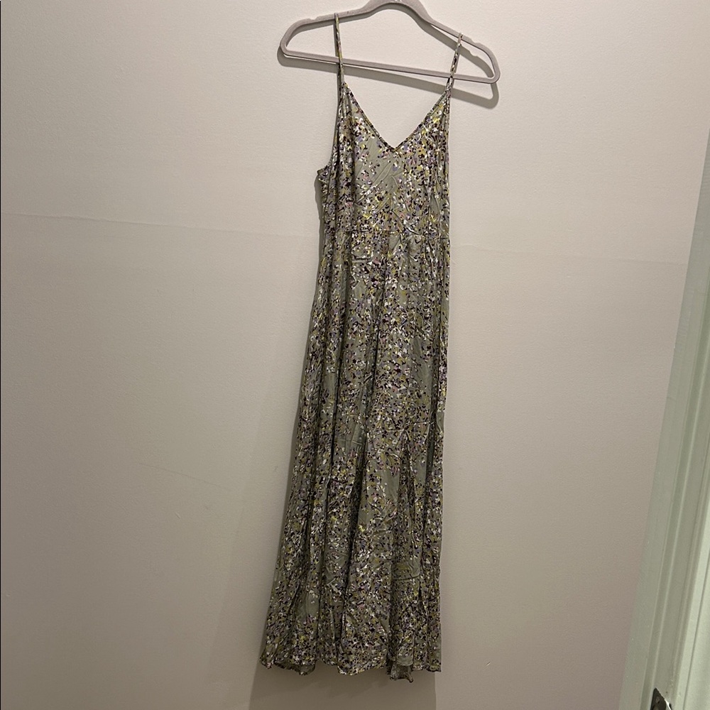 Elegant Floral Maxi Dress with Spaghetti Straps